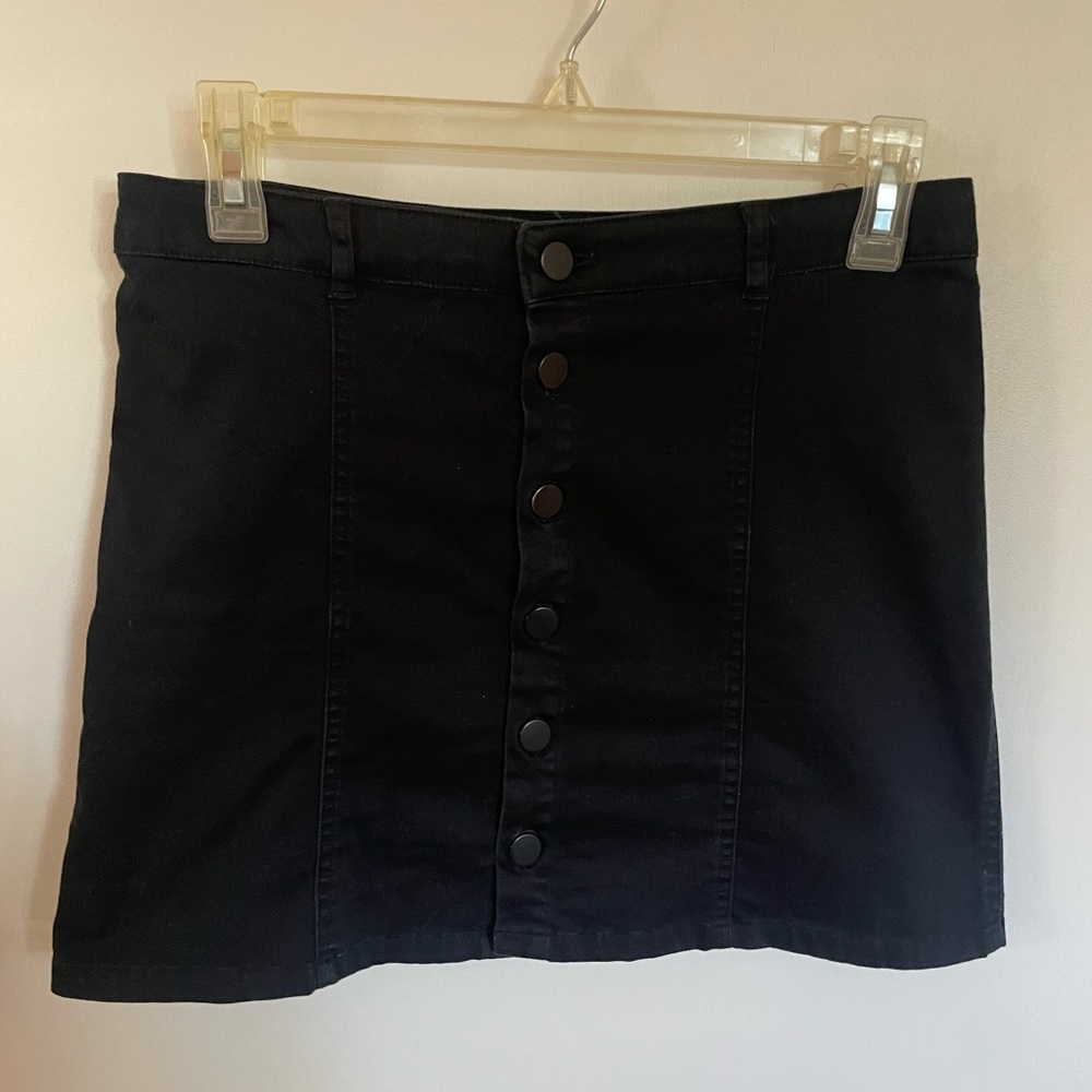 Forever 21 Black Button-Down Mini Skirt